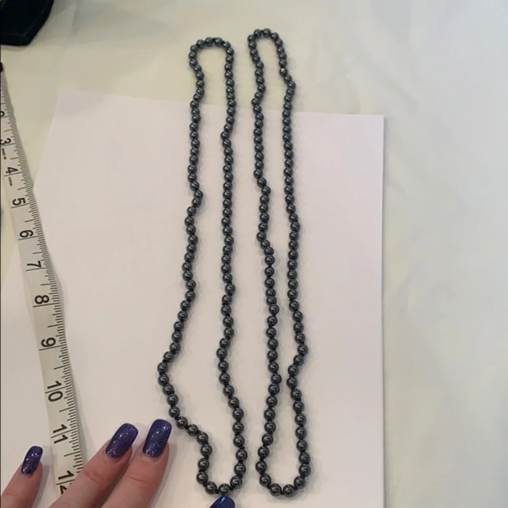 Hematite individual knotted 2 strands quality